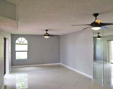 3935 Village Drive - Photo Thumbnail 3