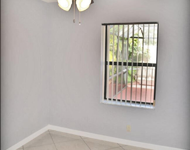 3935 Village Drive - Photo Thumbnail 5