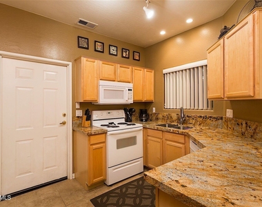 9070 E Gary Road - Photo Thumbnail 6