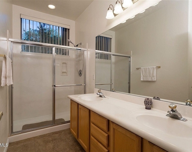 9070 E Gary Road - Photo Thumbnail 15