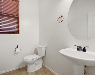 1922 S Sunnyvale Avenue - Photo Thumbnail 17