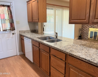 5129 E Emile Zola Avenue - Photo Thumbnail 11