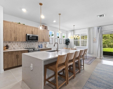 1991 Ne Ocean Dunes Drive - Photo Thumbnail 20