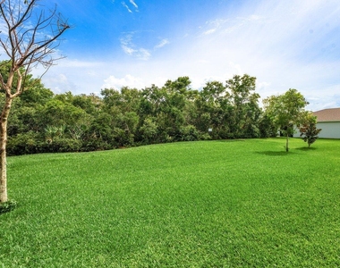 1991 Ne Ocean Dunes Drive - Photo Thumbnail 28