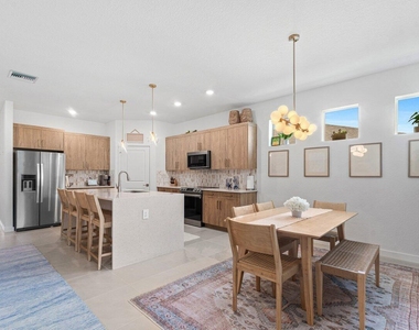 1991 Ne Ocean Dunes Drive - Photo Thumbnail 16