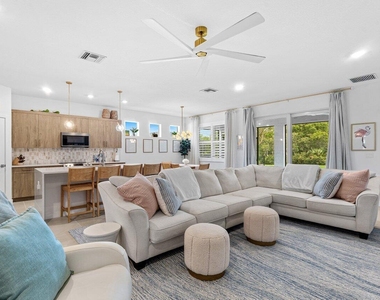 1991 Ne Ocean Dunes Drive - Photo Thumbnail 1