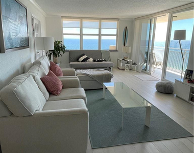5200 N Ocean Boulevard - Photo Thumbnail 6