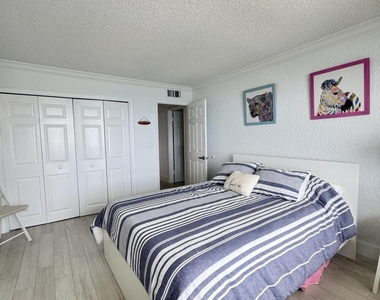 5200 N Ocean Boulevard - Photo Thumbnail 17