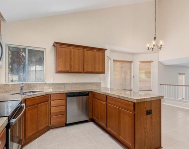 2239 E Edna Avenue - Photo Thumbnail 13