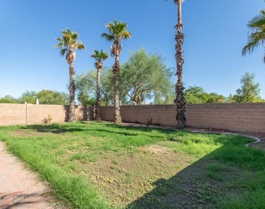 2239 E Edna Avenue - Photo Thumbnail 33