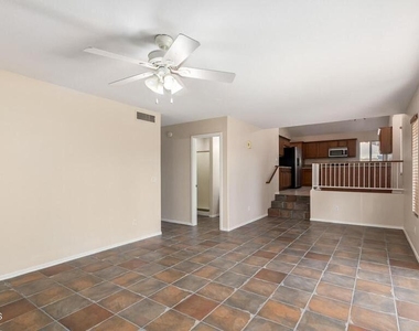 2239 E Edna Avenue - Photo Thumbnail 10