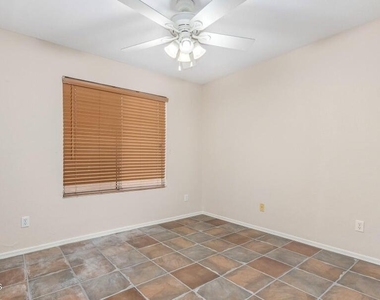 2239 E Edna Avenue - Photo Thumbnail 27