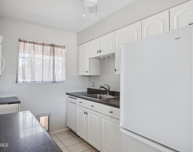 5458 E Boston Street - Photo Thumbnail 8