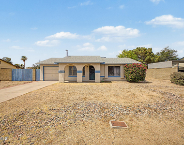 3338 W Tonto Lane - Photo Thumbnail 11