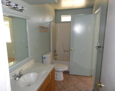 3338 W Tonto Lane - Photo Thumbnail 2