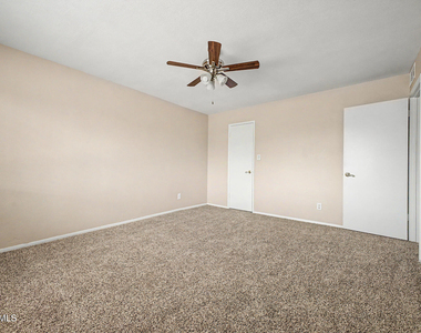 3338 W Tonto Lane - Photo Thumbnail 29