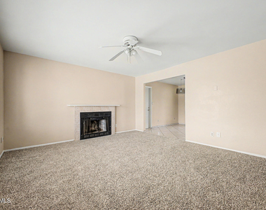 3338 W Tonto Lane - Photo Thumbnail 18