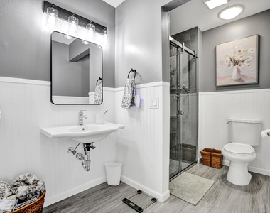 2915 Nw 12th Street - Photo Thumbnail 35