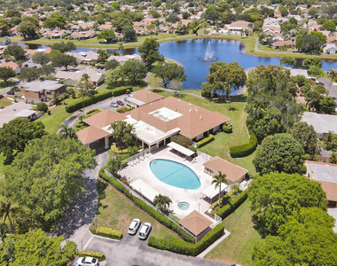 2915 Nw 12th Street - Photo Thumbnail 44