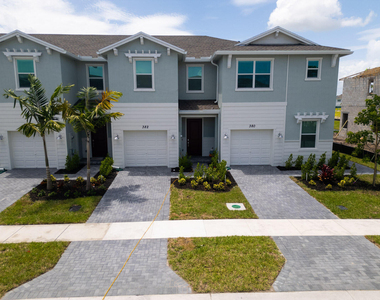 380 Se Crossoak Lane - Photo Thumbnail 31