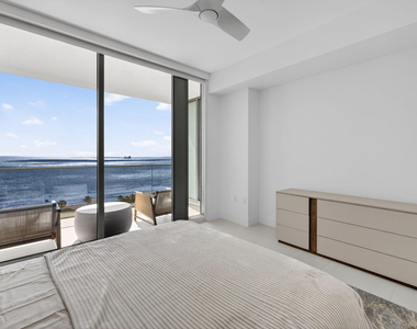 153 N Seabreeze Boulevard - Photo Thumbnail 27