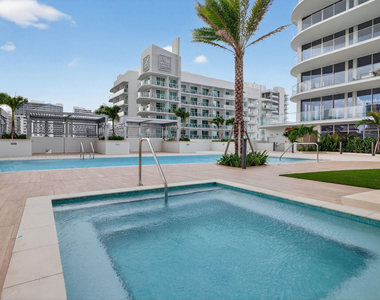 153 N Seabreeze Boulevard - Photo Thumbnail 54