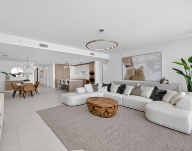 153 N Seabreeze Boulevard - Photo Thumbnail 7