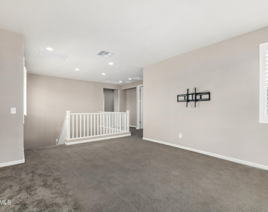 1527 W Windhaven Avenue - Photo Thumbnail 15