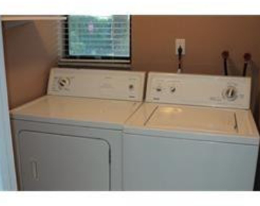 7200 Nw 2nd Avenue - Photo Thumbnail 3