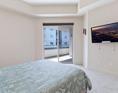 945 E Playa Del Norte Drive - Photo Thumbnail 21