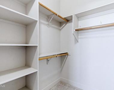 945 E Playa Del Norte Drive - Photo Thumbnail 27