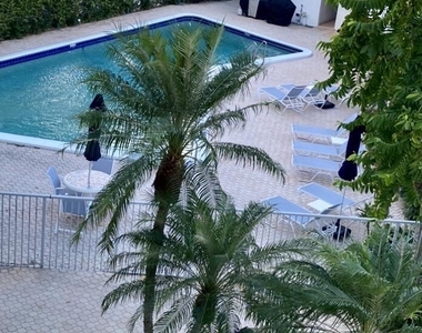 1530 S Ocean - Photo Thumbnail 10