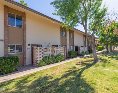 4701 N 68th Street - Photo Thumbnail 19