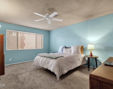 4701 N 68th Street - Photo Thumbnail 16