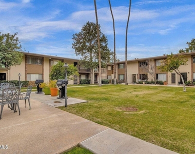 4701 N 68th Street - Photo Thumbnail 32