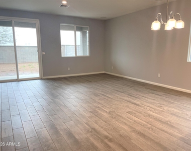 13227 W Buckskin Trail - Photo Thumbnail 6