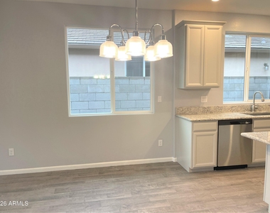 13227 W Buckskin Trail - Photo Thumbnail 7