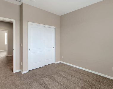 9037 W Plum Road - Photo Thumbnail 28