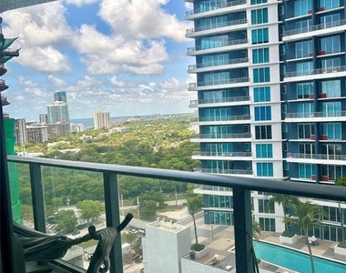 1300 S Miami Avenue - Photo Thumbnail 7