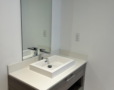 1300 S Miami Avenue - Photo Thumbnail 25