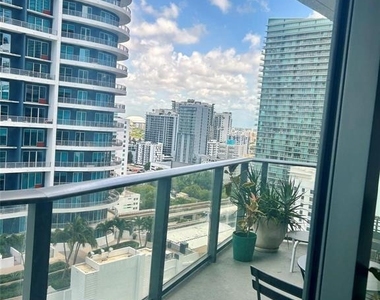1300 S Miami Avenue - Photo Thumbnail 6