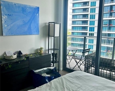 1300 S Miami Avenue - Photo Thumbnail 11