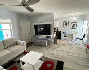 224 Hibiscus Avenue - Photo Thumbnail 2