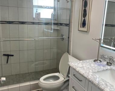 224 Hibiscus Avenue - Photo Thumbnail 20