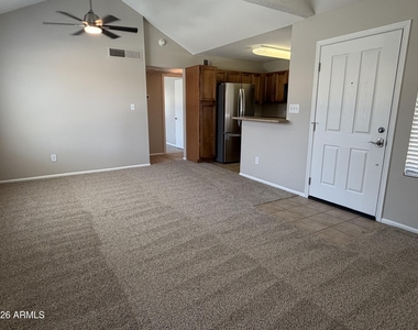 10115 E Mountain View Road - Photo Thumbnail 2
