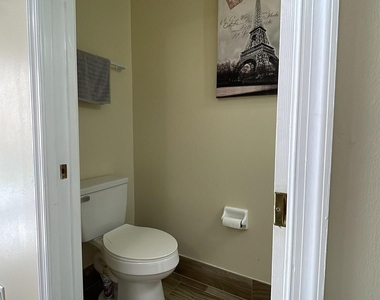 4847 Palmbrooke Terrace - Photo Thumbnail 9