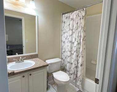 4847 Palmbrooke Terrace - Photo Thumbnail 10