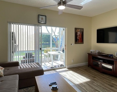 4847 Palmbrooke Terrace - Photo Thumbnail 3