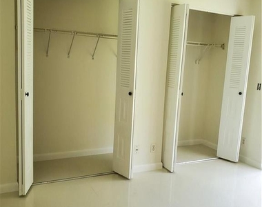 251 Sw 134th Way - Photo Thumbnail 10