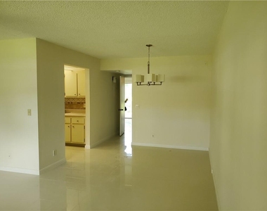 251 Sw 134th Way - Photo Thumbnail 2